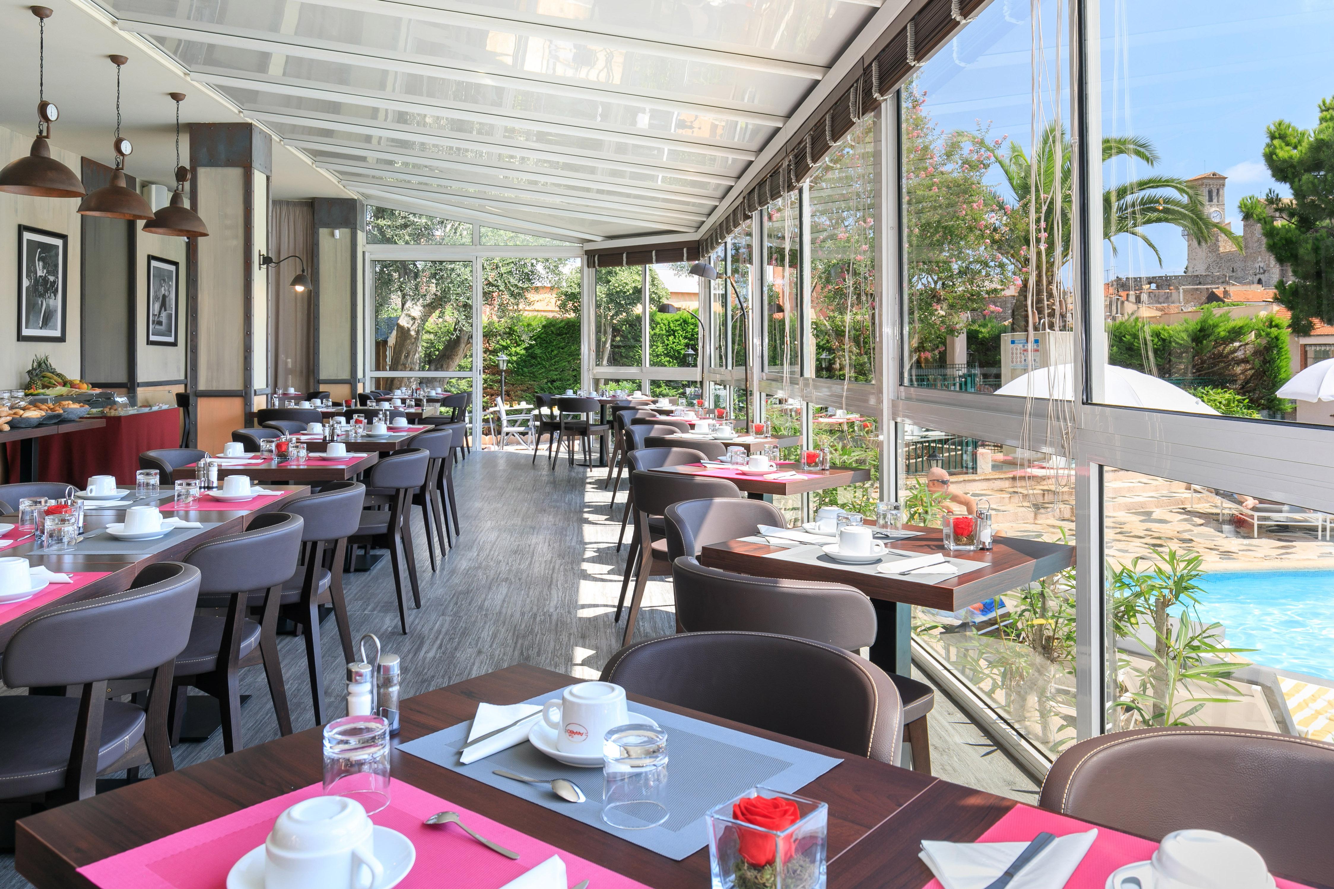 Western Des Orangers Hotel 4*